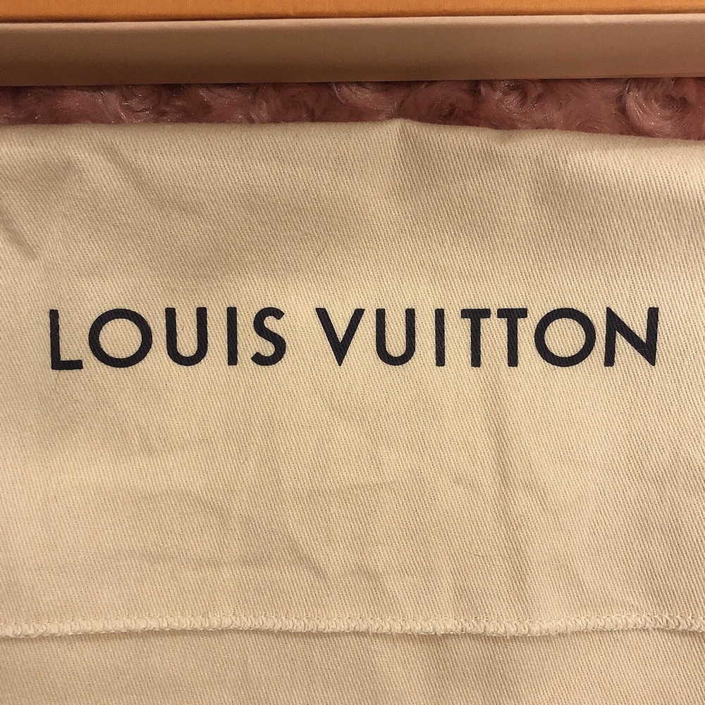 SOLD Authentic Louis Vuitton Epi Twist Wallet in Rose Ballerine - Picture 17 of 17